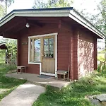 Pirttiniemen Lomakylae キャンプ場 *