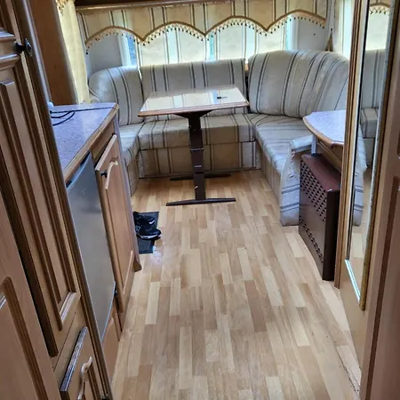 Pirttiniemen Lomakylae *