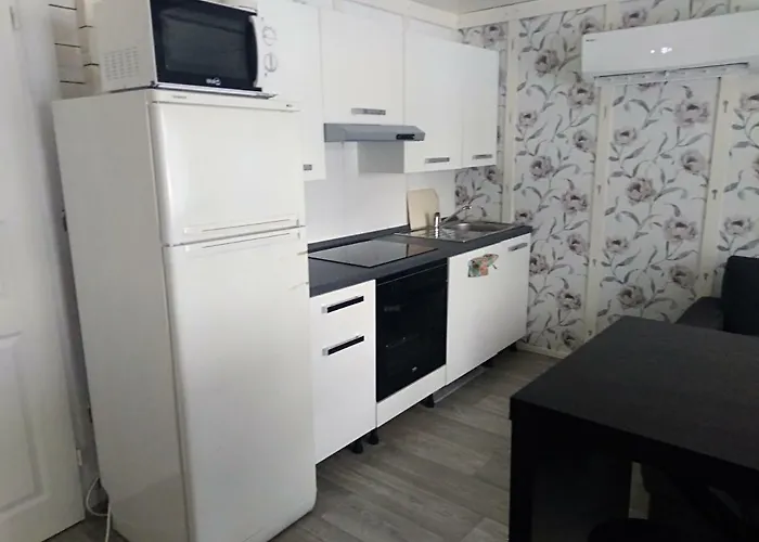 Pirttiniemen Lomakylae Camping *